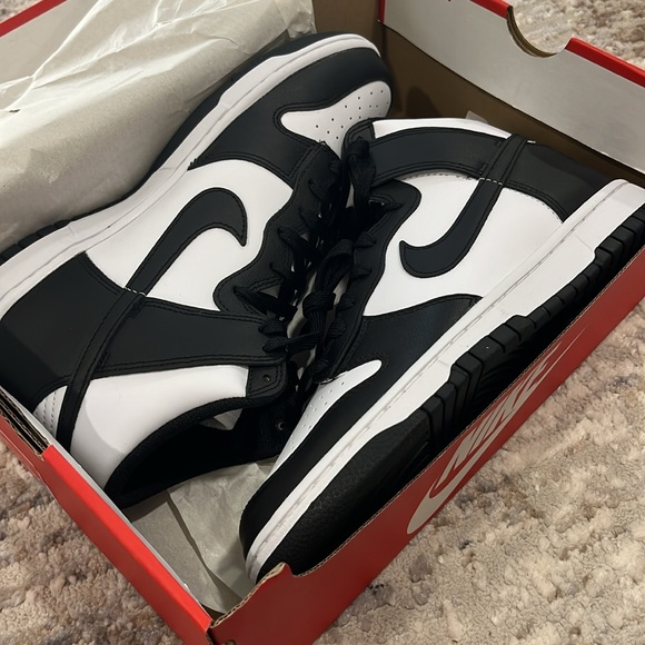 Nike Other - Nike Dunk High Retro